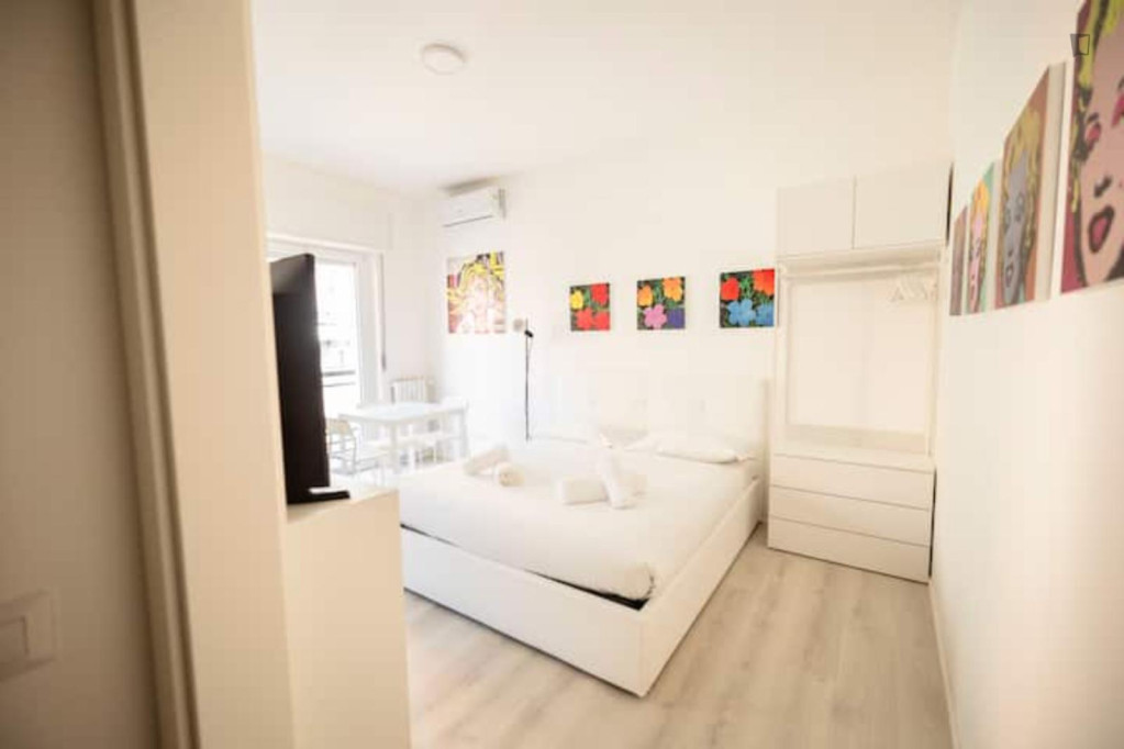 Sublime studio in Vigentino - Milan - chambre - ImmoJeune