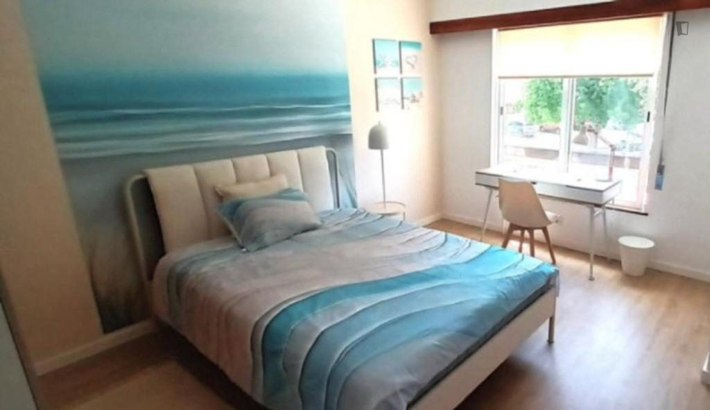 LOMB2X2 - Lovely bedroom next to NOVA SBE - Lisbonne - chambre - ImmoJeune