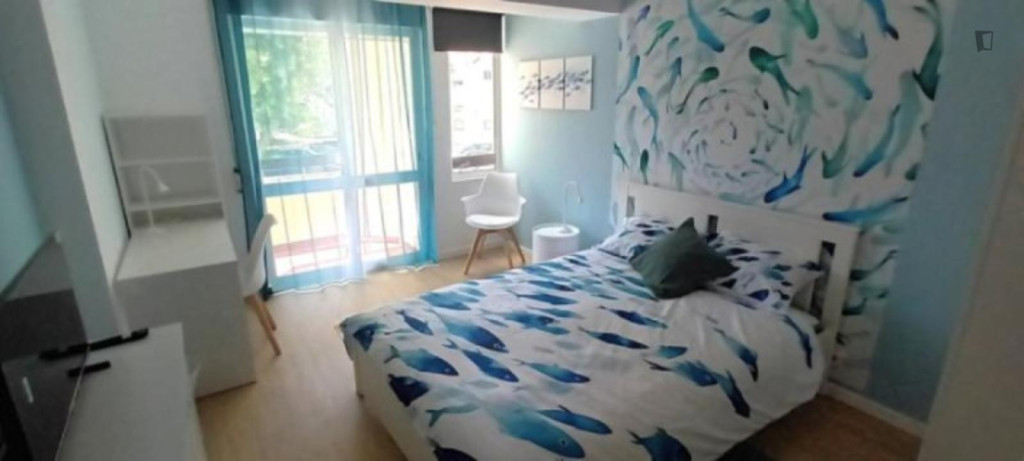 LOMB2X1 - Bright bedroom next to NOVA SBE - Lisbonne - chambre - ImmoJeune