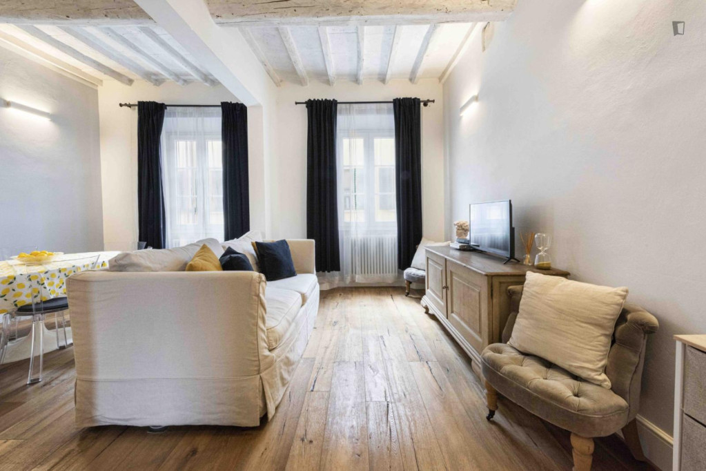 Elegant 2-bedroom apartment in the centre of Florence - Florence - chambre - ImmoJeune