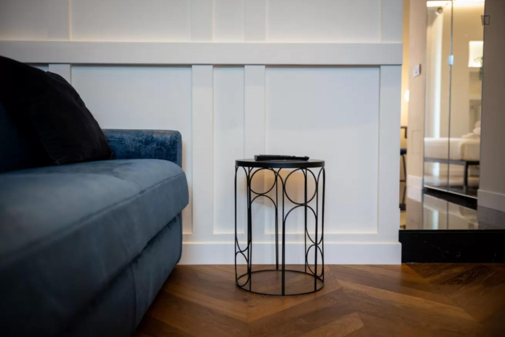 Charming 1-bedroom apartment near the Rovereto metro - Milan - chambre - ImmoJeune