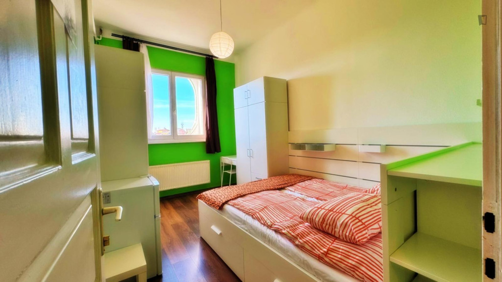 542 - Neat double bedroom near Boráros tér station - Budapest - chambre - ImmoJeune