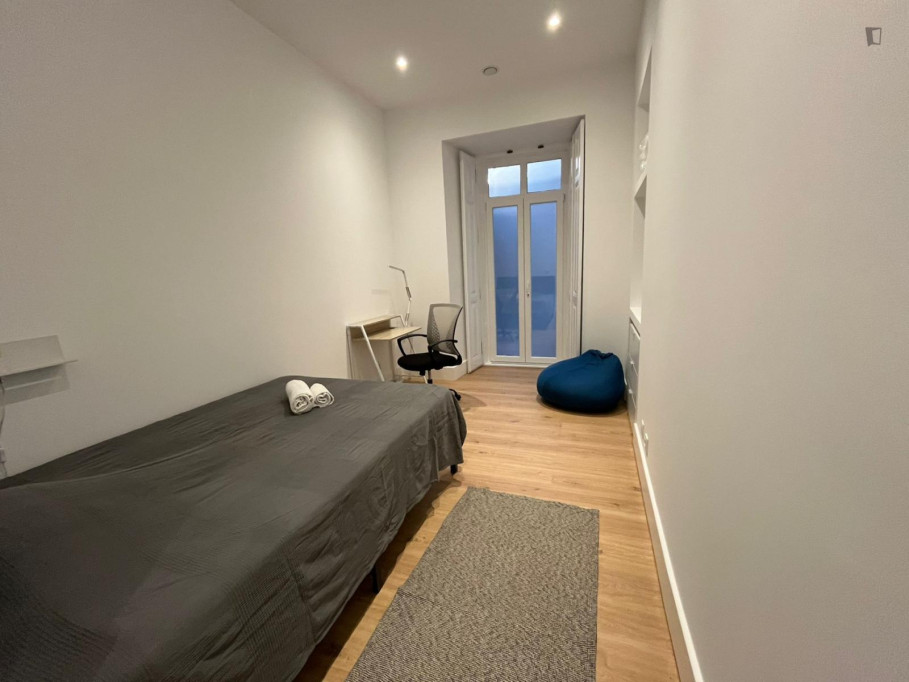 Spacious ensuite bedroom - Lisbonne - chambre - ImmoJeune