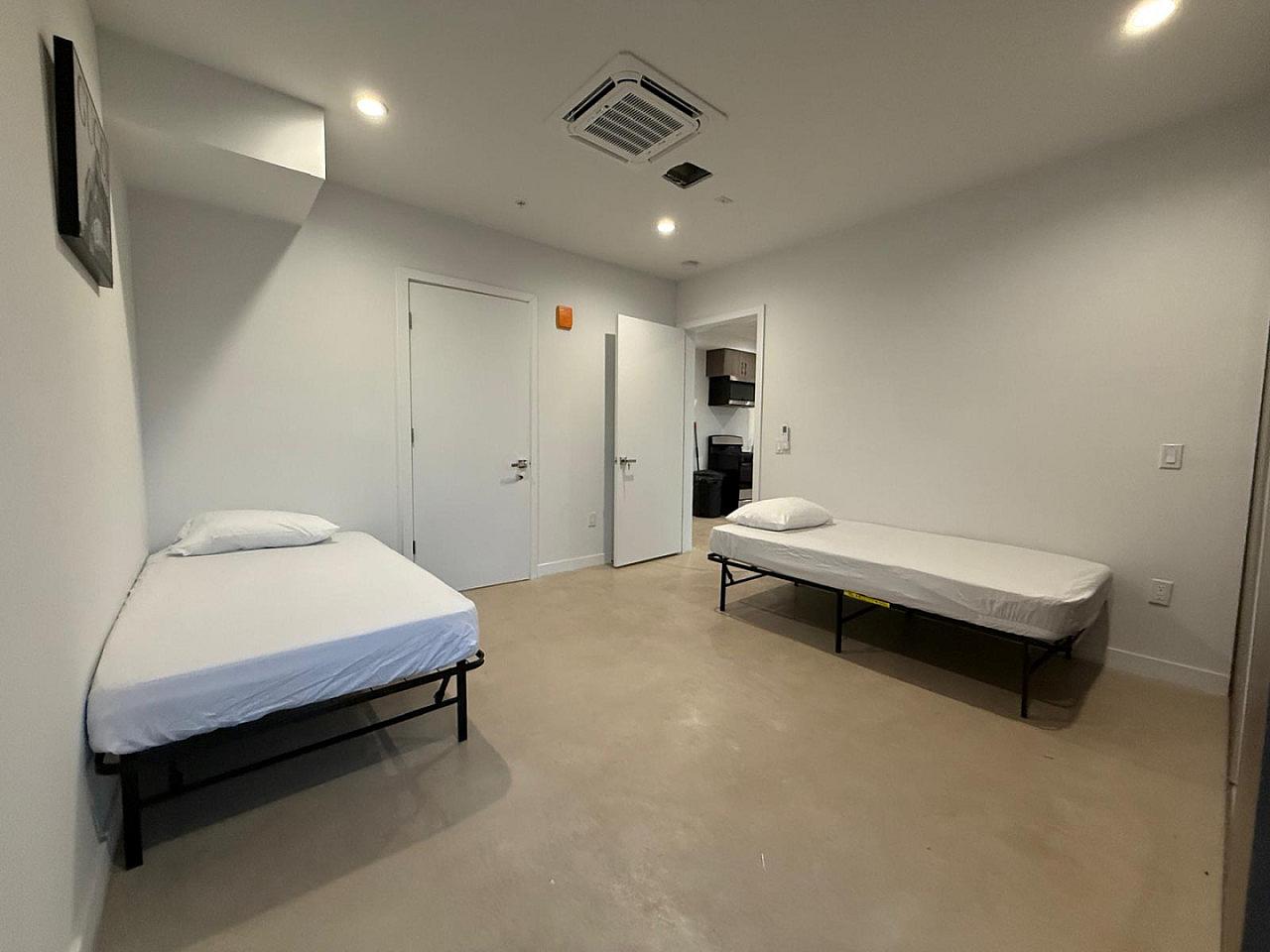 Affordable Shared Rooms in Vibrant Koreatown – Move In Today!