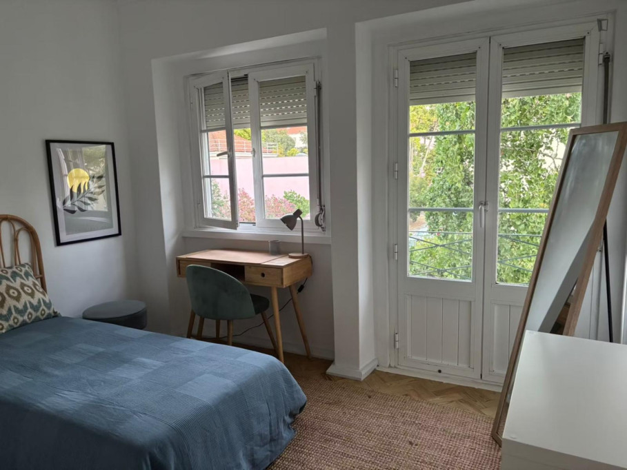 Comfy single bedroom in trendy Alvalade - Lisbonne - chambre - ImmoJeune
