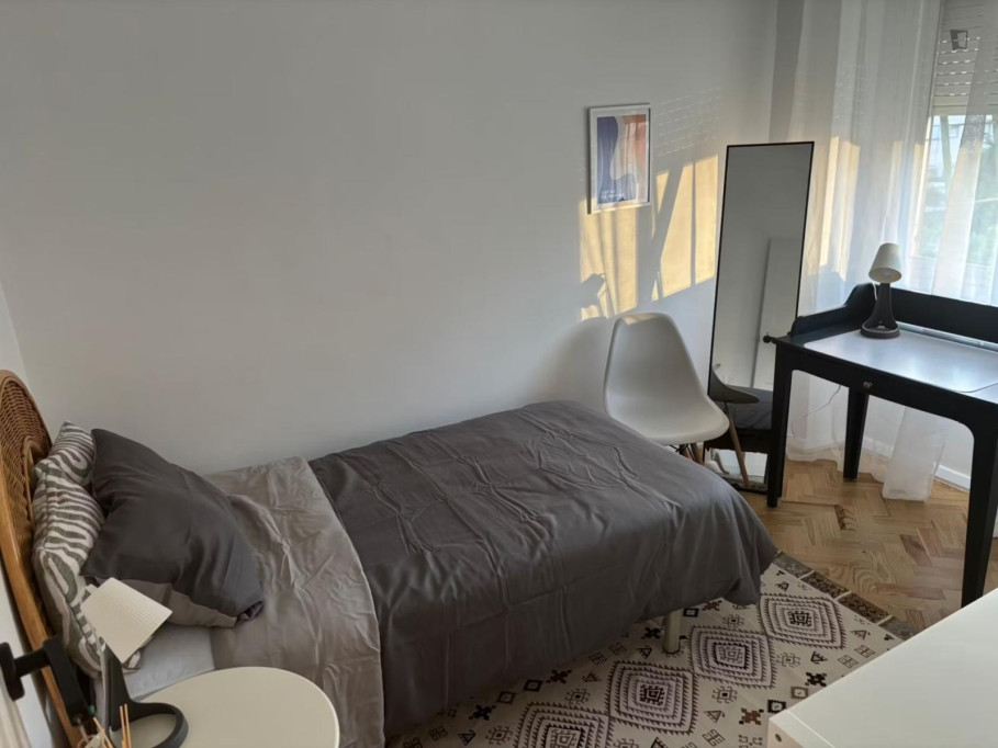 Pleasant single bedroom in Alvalade - Lisbonne - chambre - ImmoJeune
