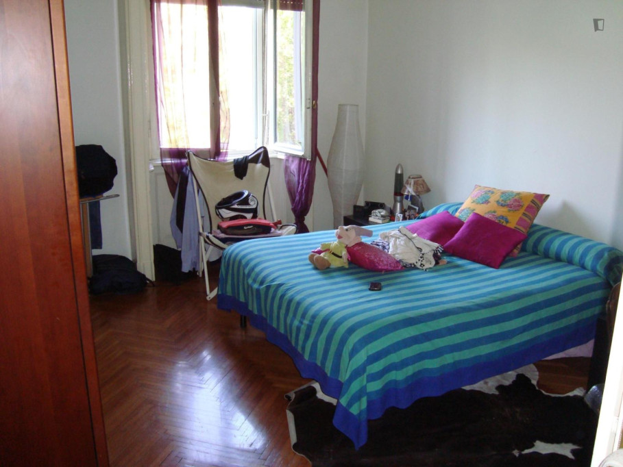 Single Bedroom in a Shared Apartment in Milano Piazzale Susa - Milan - chambre - ImmoJeune