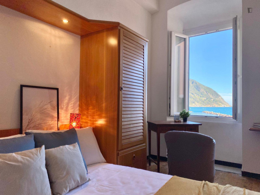 Wonderful 2-bedroom apartment with spacious outdoor area and sea view in Moneglia - Genoa - chambre - ImmoJeune