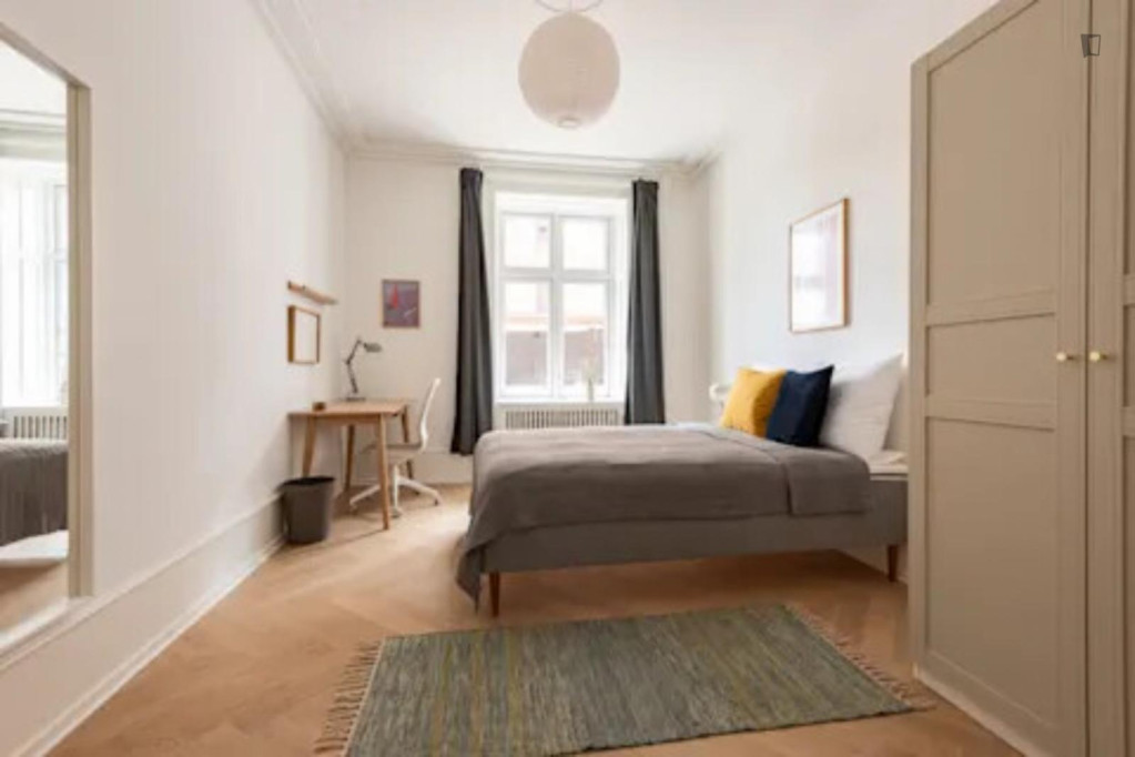 Tasteful double bedroom in Indre By - Copenhagen - chambre - ImmoJeune