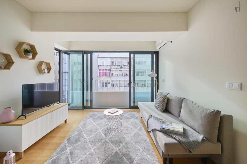 Sunny 1-bedroom apartment in Picoas - Lisbonne - chambre - ImmoJeune