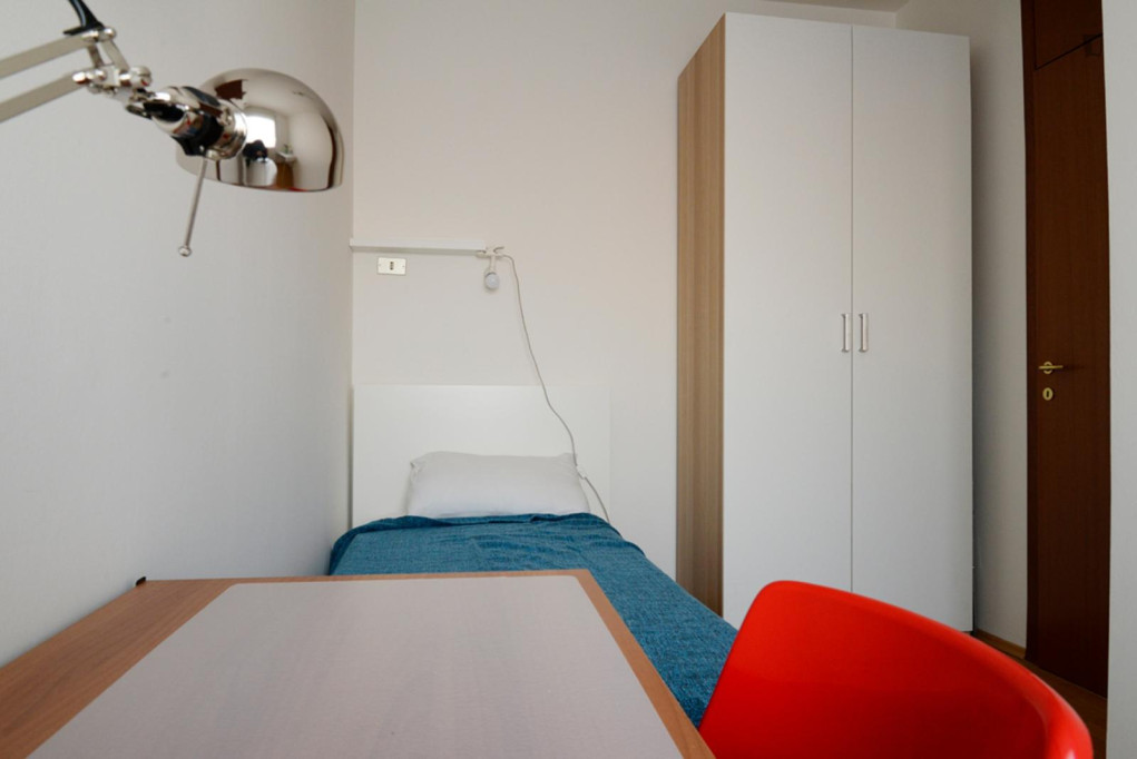 Cosy single bedroom in Bicocca - Milan - chambre - ImmoJeune