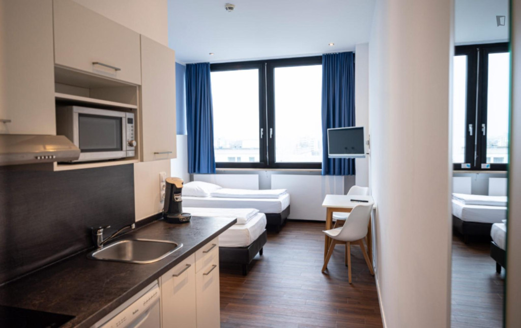 Appealing studio in Moosach - Munich - chambre - ImmoJeune