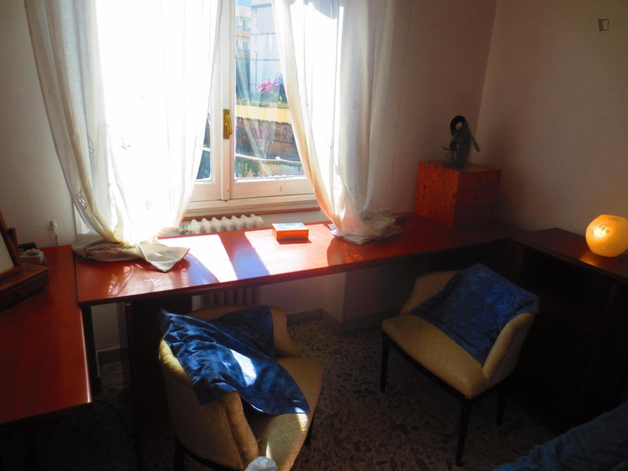 Bedroom in Trionfale neighbourhood - Rome - chambre - ImmoJeune