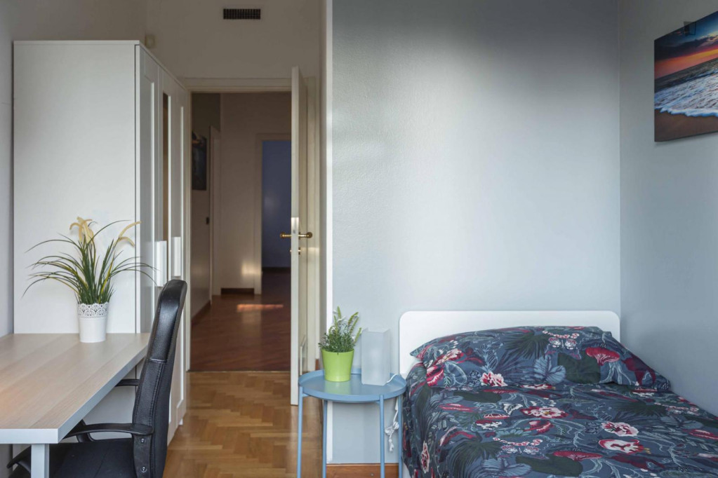 Decent single bedroom near Crescenzago metro station - Milan - chambre - ImmoJeune