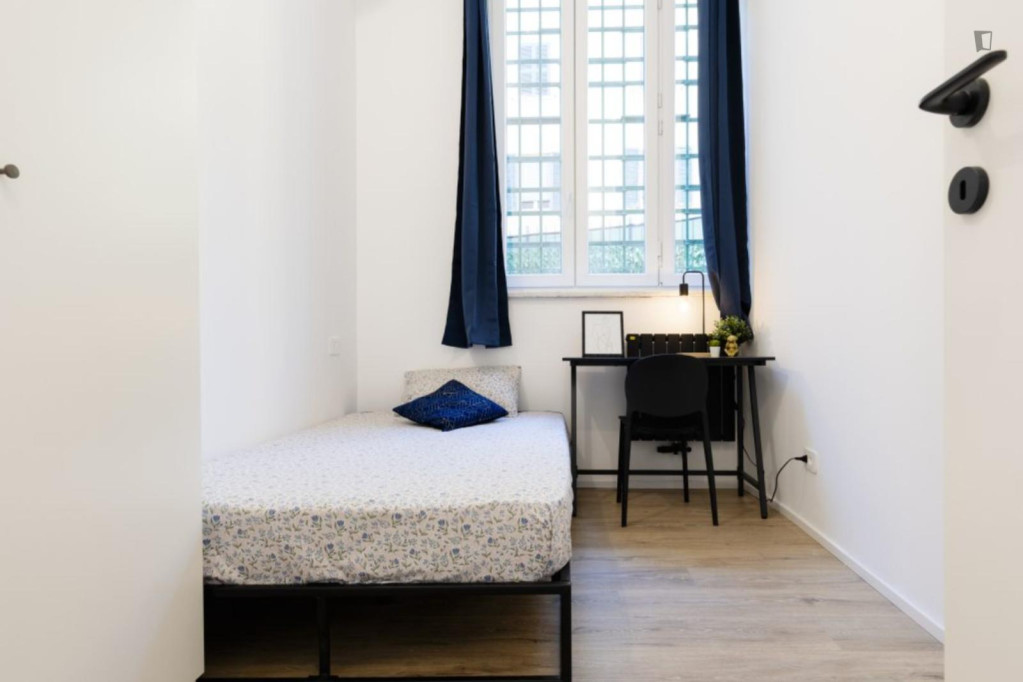 Neat single bedroom in Lodi - Brenta - Milan - chambre - ImmoJeune