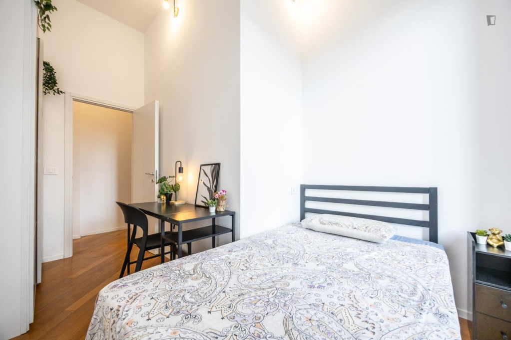 Comfy single bedroom near the Loreto metro - Milan - chambre - ImmoJeune