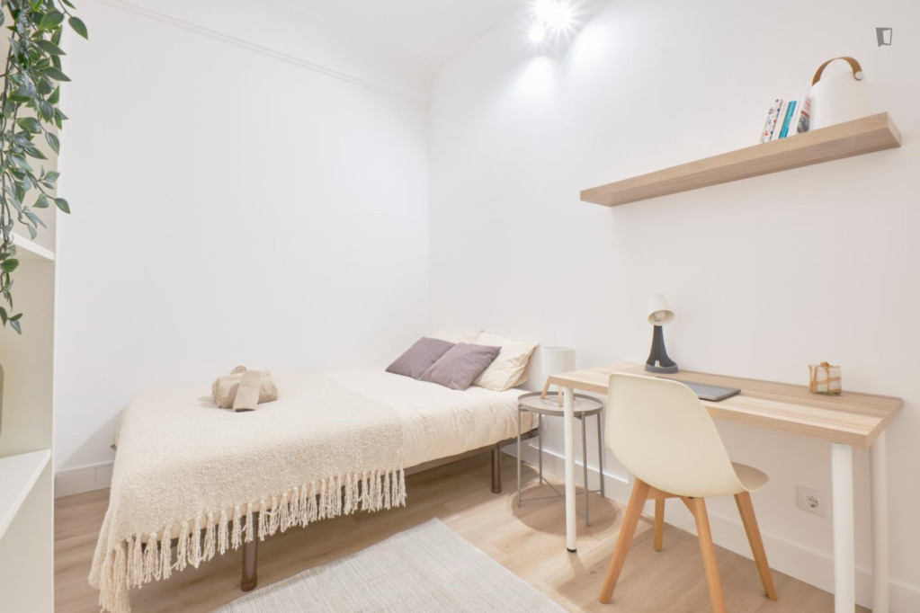 Homely double bedroom near Instituto Superior Técnico - Lisbonne - chambre - ImmoJeune