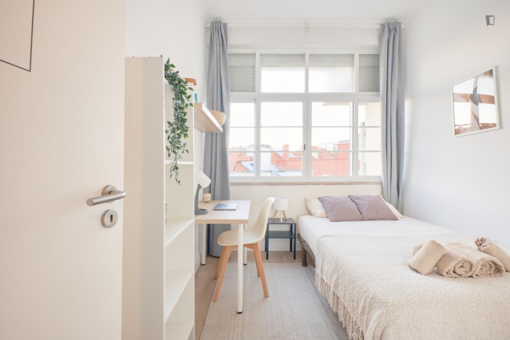 Wonderful double bedroom near the Alameda metro - Lisbonne - chambre - ImmoJeune