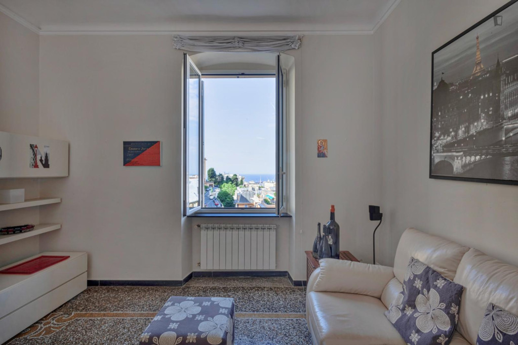 Lovely 1-bedroom apartment in Castelletto - Genoa - chambre - ImmoJeune