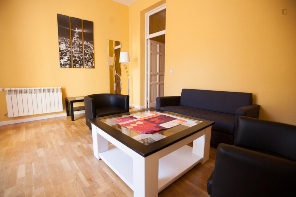 Humble single bedroom in La Latina - Madrid - chambre - ImmoJeune