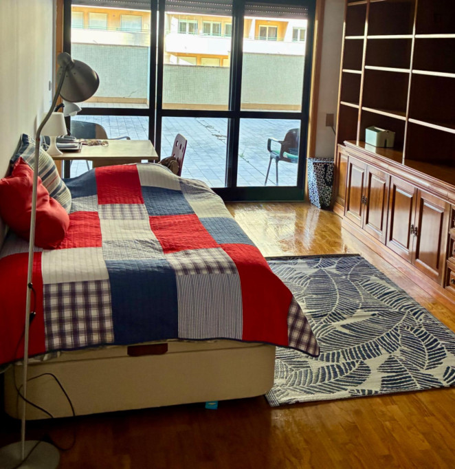 Nice bedroom in Telheiras  - Lisbonne - chambre - ImmoJeune
