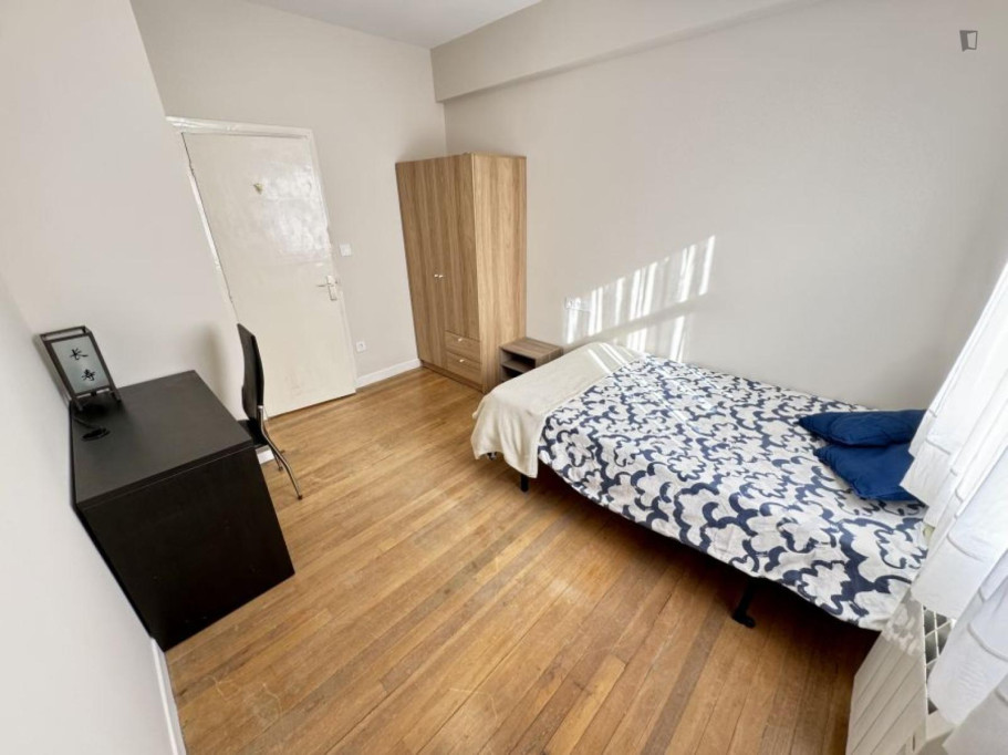 Neat single bedroom in Uribarri - Bilbao - chambre - ImmoJeune