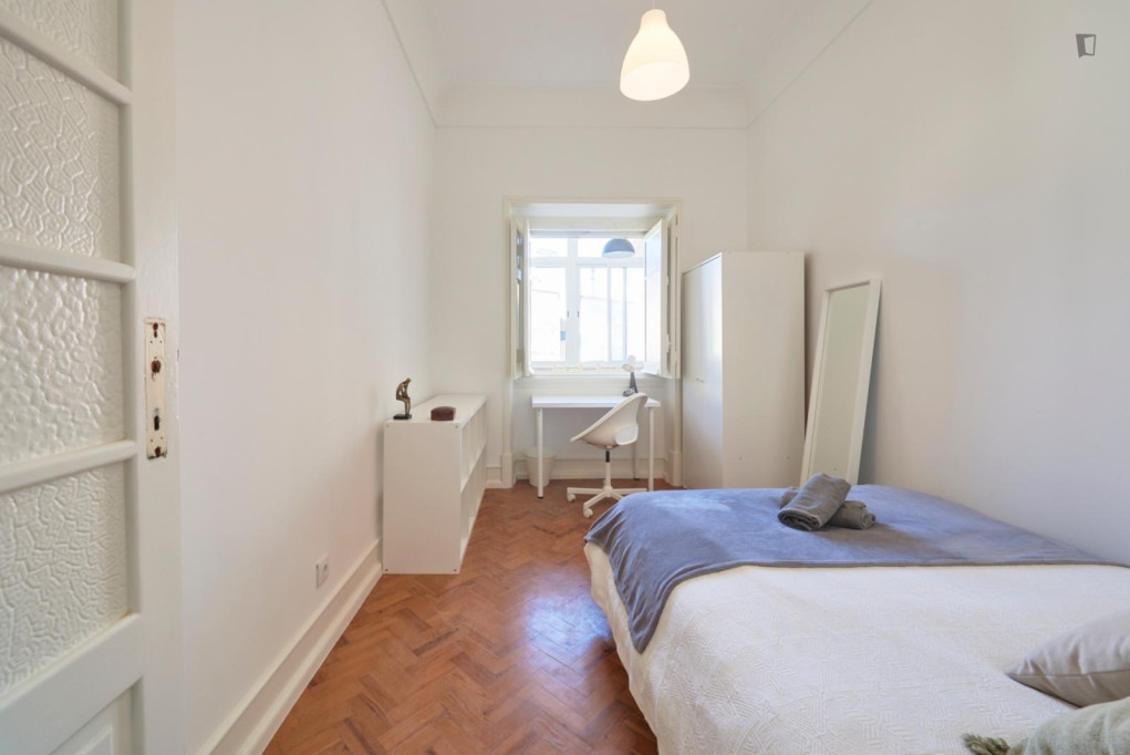 Welcoming double bedroom near IST - Lisbonne - chambre - ImmoJeune