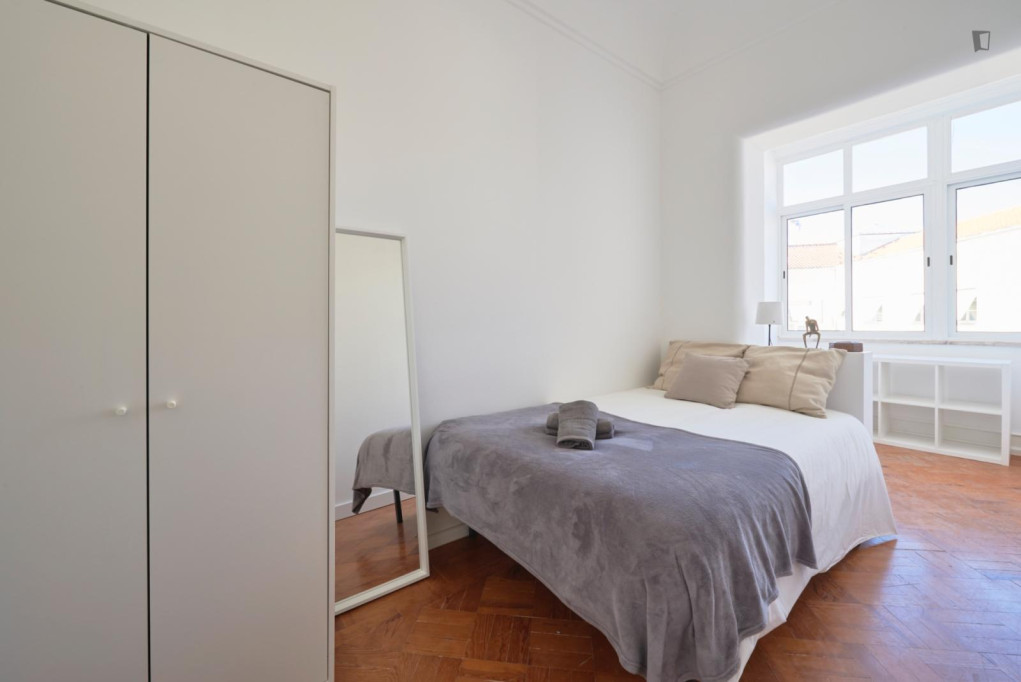 Inviting double bedroom close to Instituto Superior Técnico - Lisbonne - chambre - ImmoJeune