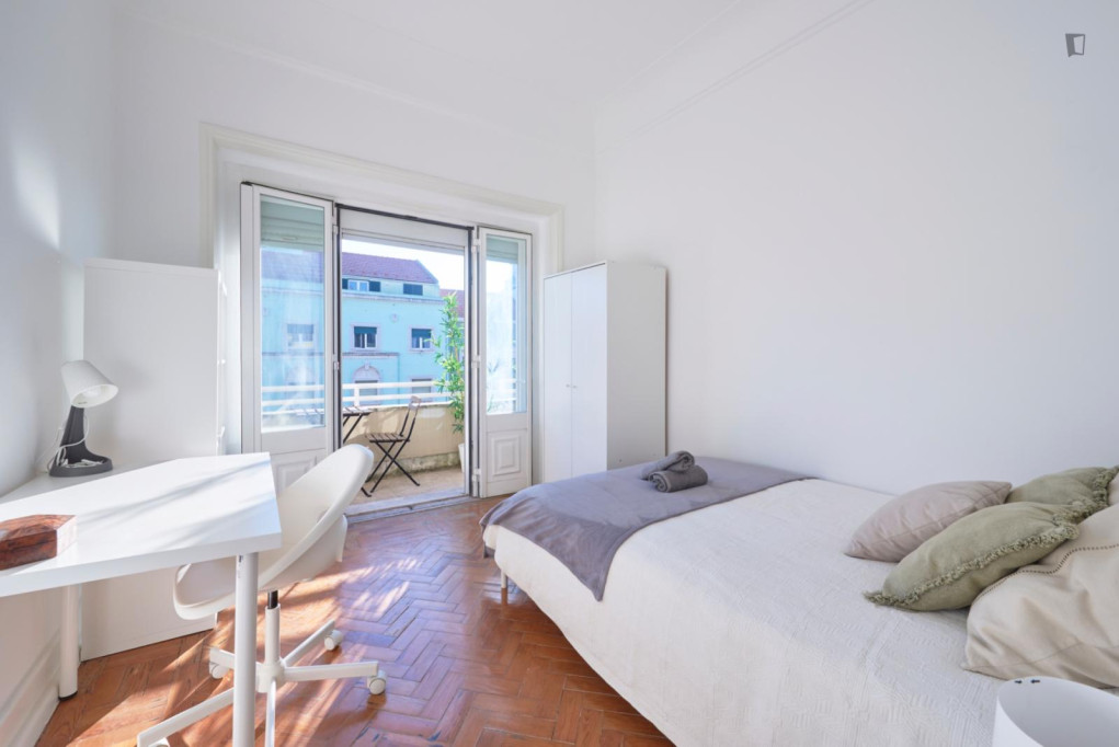 Excellent double bedroom in Alameda - Lisbonne - chambre - ImmoJeune