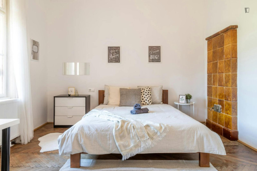 Elegant double bedroom in Józsefváros - Budapest - chambre - ImmoJeune