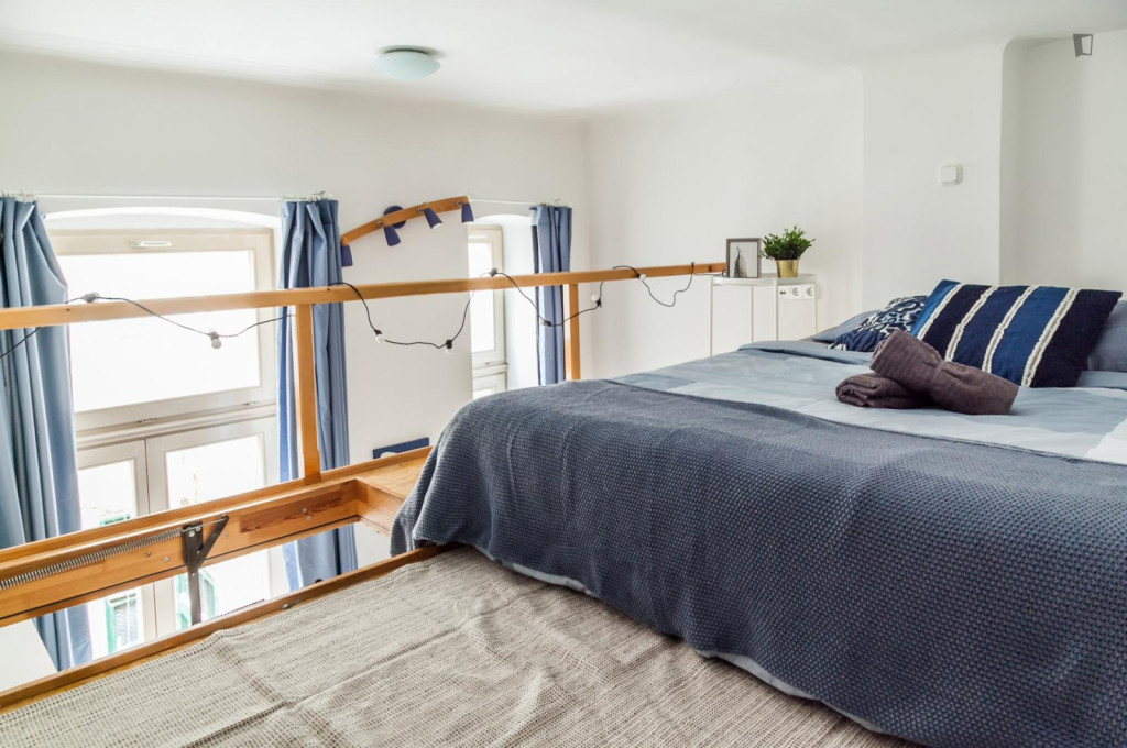Double bedroom with an ensuite WC, in Terézváros - Budapest - chambre - ImmoJeune