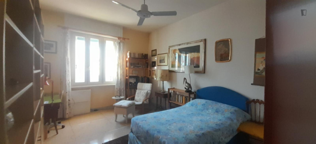 Single Bedroom with Private Bathroom in Rome  - Rome - chambre - ImmoJeune