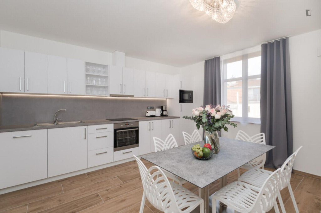 Tasteful 2-bedroom apartment in the Vinohrady district - Prague - chambre - ImmoJeune