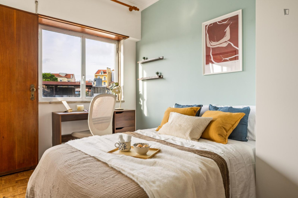 Cool double ensuite bedroom in Campolide - Lisbonne - chambre - ImmoJeune