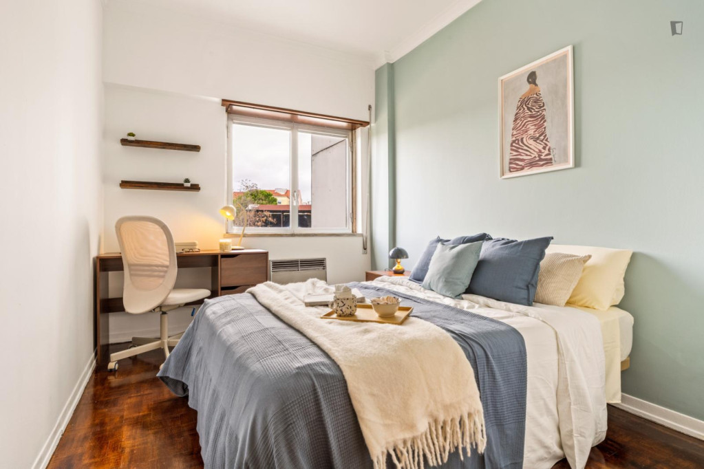 Very neat double ensuite bedroom in Campolide - Lisbonne - chambre - ImmoJeune