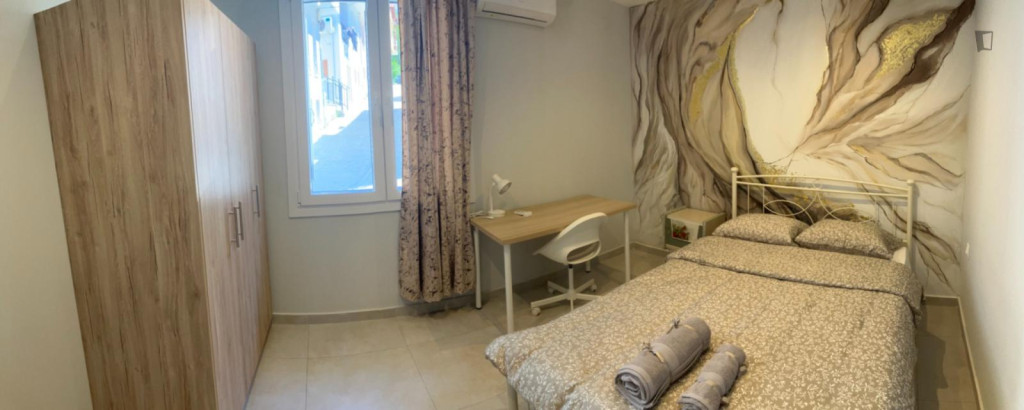 Very neat single bedroom in the Ano Poli district - Thessaloniki - chambre - ImmoJeune