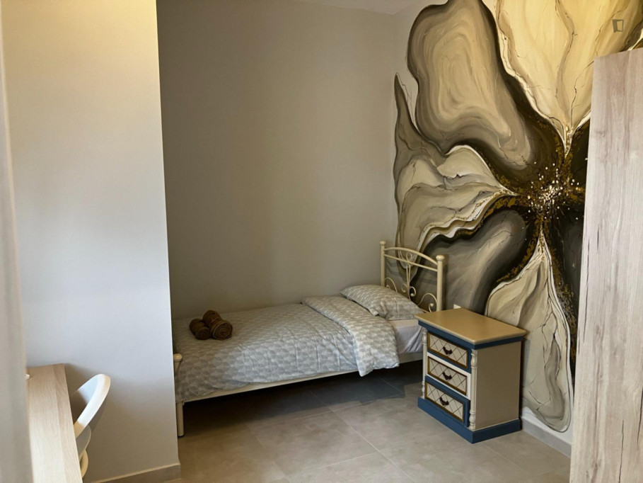 Private Room Next to the Universities for Erasmus Students and Interns - Thessaloniki - chambre - ImmoJeune