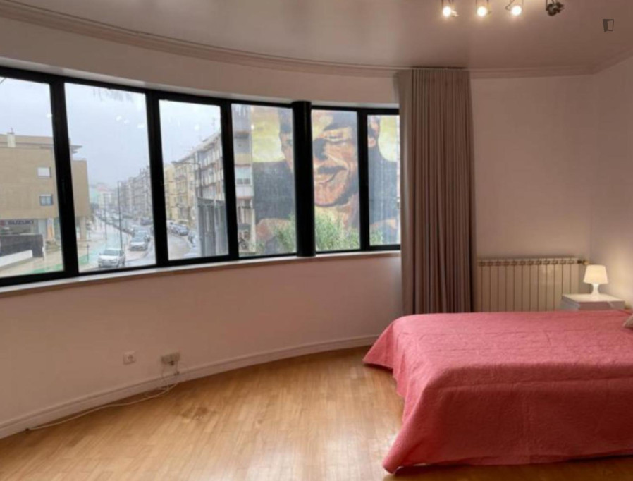 Charming bedroom near Moinho do Papel - Leiria - chambre - ImmoJeune