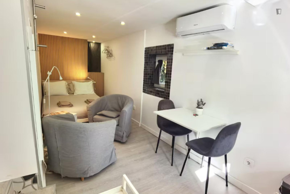 Alfama Studio close to Santa Apolónia Metro - Lisbonne - chambre - ImmoJeune