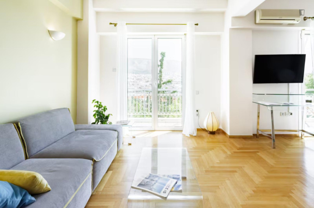 Elegant 2 Bedroom Apartment with a balcony close to Athens National Garden - Athens - chambre - ImmoJeune