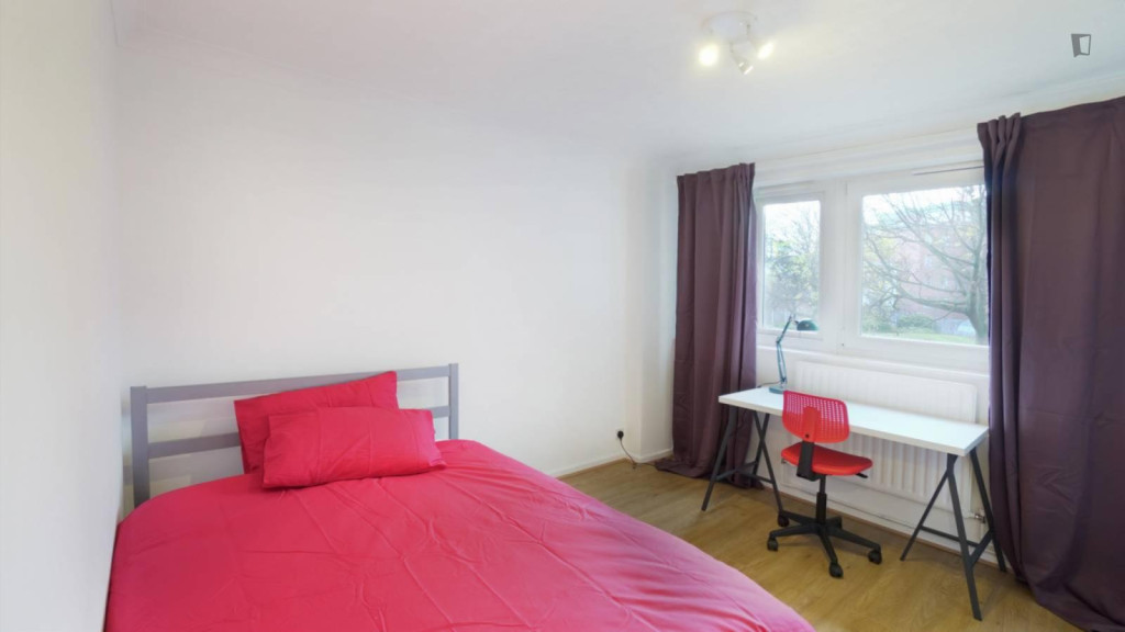 Very cosy double bedroom in Poplar - London - chambre - ImmoJeune