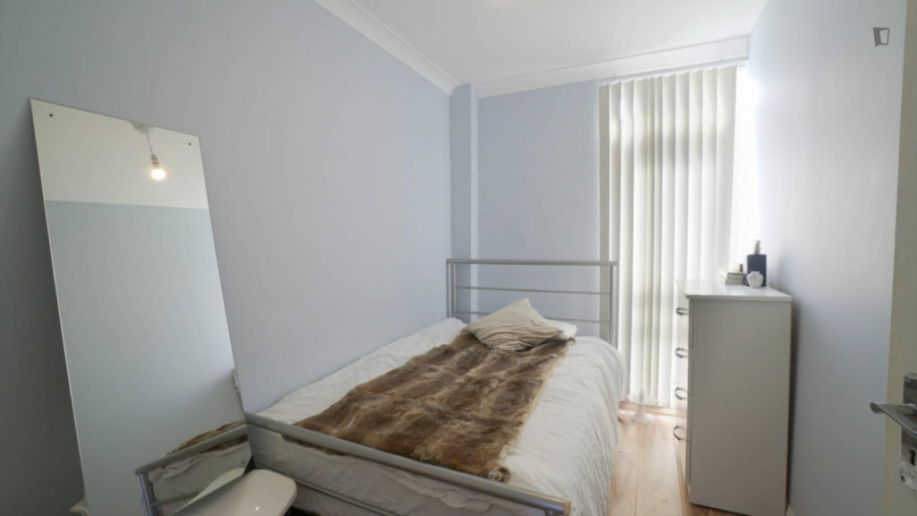 Pleasant double bedroom near the Hoxton train station - London - chambre - ImmoJeune