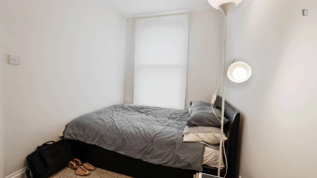 Smart double bedroom next to Victoria Park - London - chambre - ImmoJeune