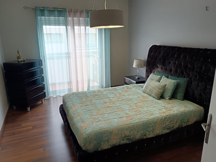 Cozy Single Bedroom close to Polytechnic Institute Of Portalegre - Portalegre - chambre - ImmoJeune