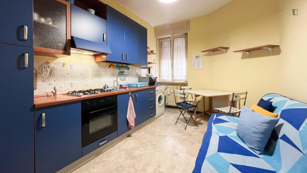 Very neat 1 bedroom apartment near Piazza Firenze - Milan - chambre - ImmoJeune