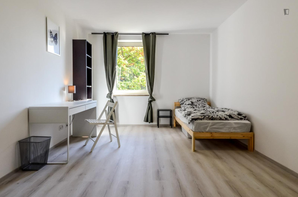 Large single bedroom in Sendling - Munich - chambre - ImmoJeune