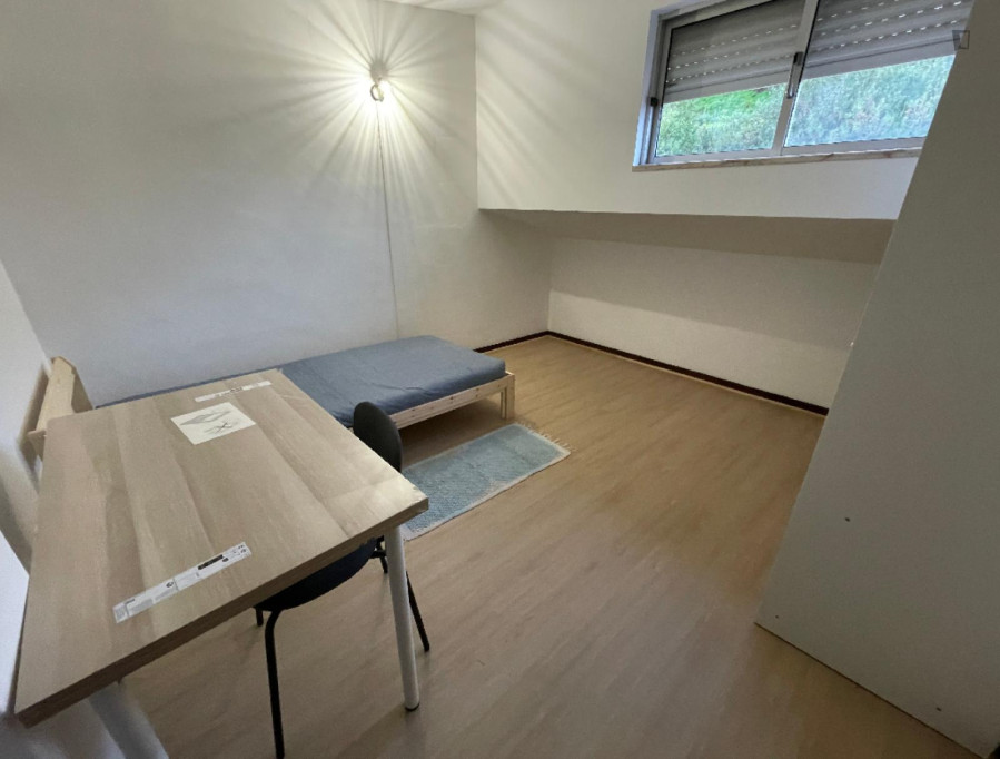 Dreamy Single Bedroom close to Coimbra University - Coimbra - chambre - ImmoJeune