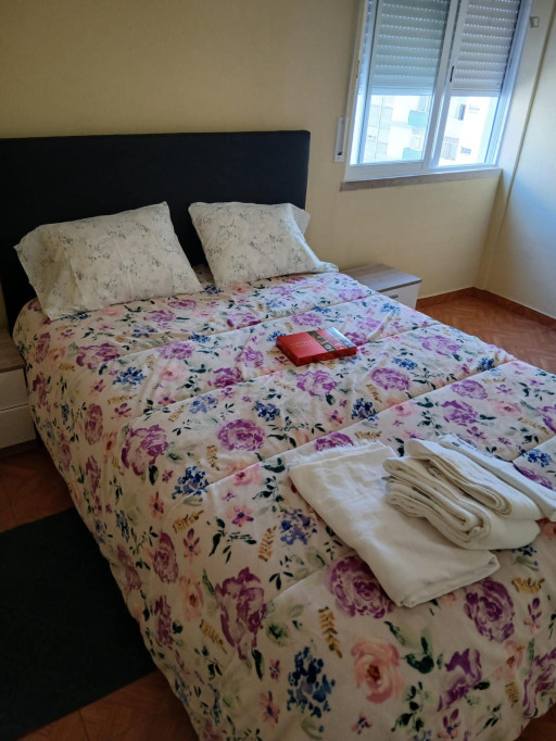 Welcoming 3 Bedroom Apartment close to Moita Train Station - Setubal - chambre - ImmoJeune
