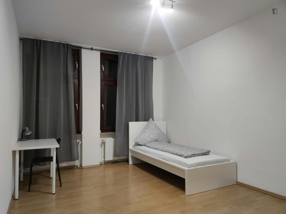 Very nice single bedroom near the Dortmund West train station - Dortmund - chambre - ImmoJeune
