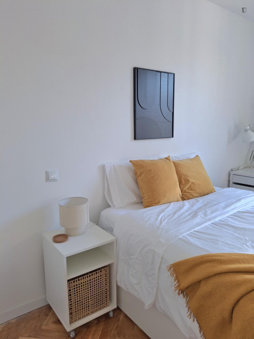 Lovely double bedroom in Palacio - Madrid - chambre - ImmoJeune